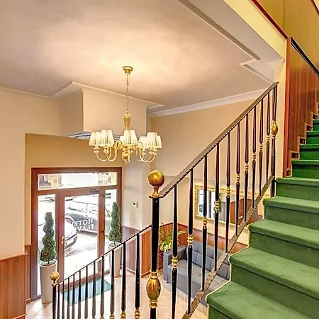 Hotel Flavio 3*